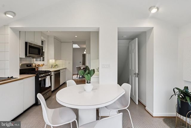 4711 17TH ST N, Arlington, VA 22207