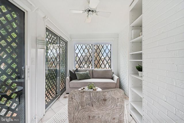 4711 17TH ST N, Arlington, VA 22207