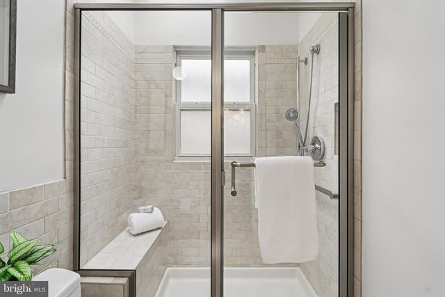 4711 17TH ST N, Arlington, VA 22207