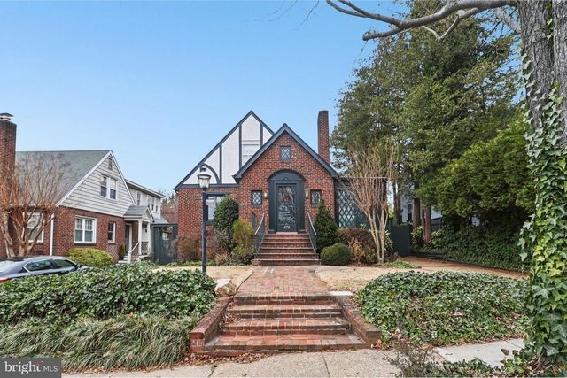 4711 17TH ST N, Arlington, VA 22207