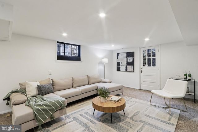 4711 17TH ST N, Arlington, VA 22207