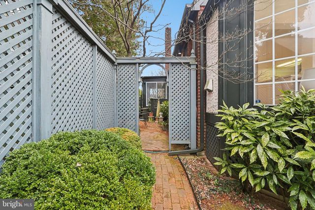 4711 17TH ST N, Arlington, VA 22207