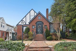 4711 17TH ST N, Arlington, VA 22207