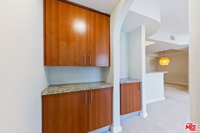 620 S Gramercy Place 320, Los Angeles, CA 90005