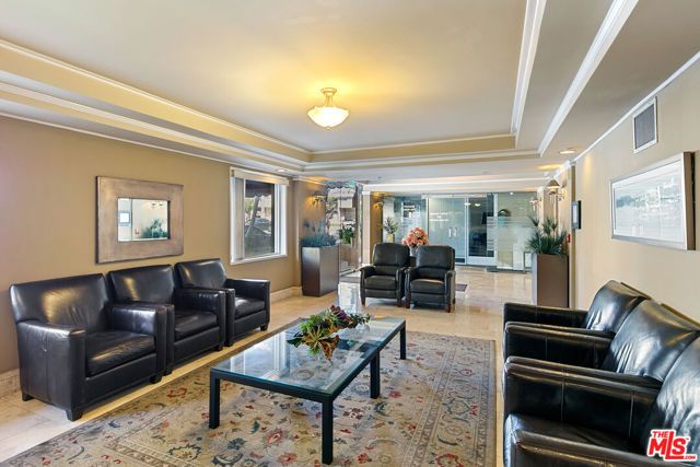 620 S Gramercy Place 320, Los Angeles, CA 90005