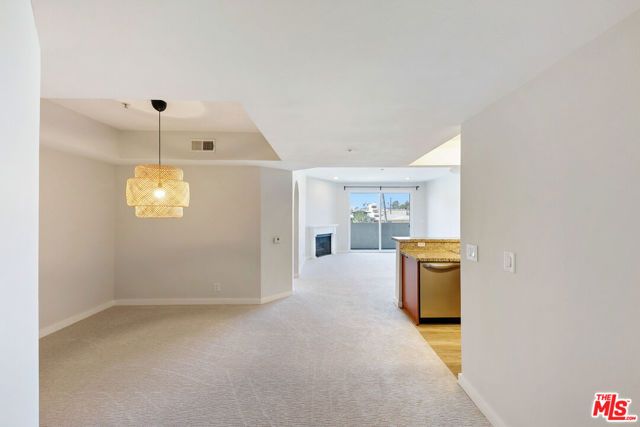 620 S Gramercy Place 320, Los Angeles, CA 90005