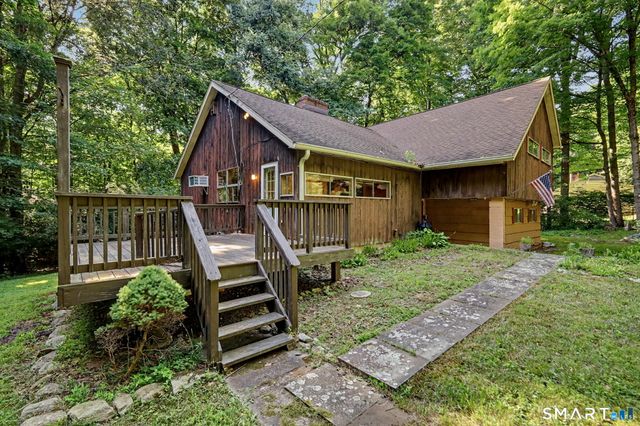 65 Whipple Road, Wilton, CT 06897