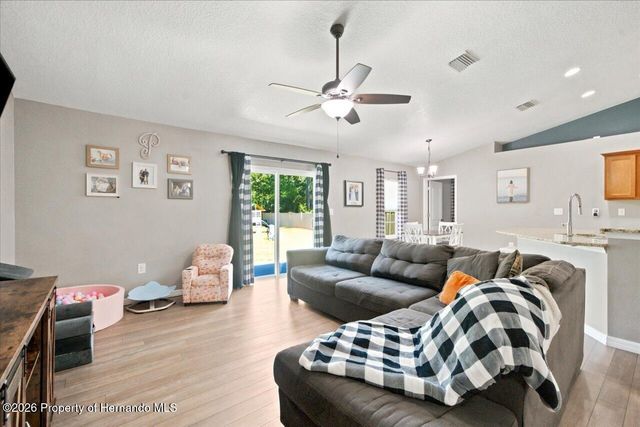 12327 Millington Avenue, Weeki Wachee, FL 34614
