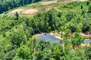198 Canter Way, Lenoir City, TN 37771