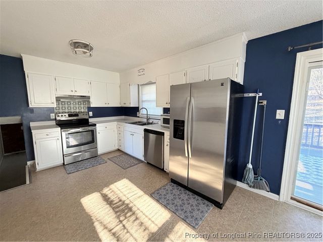 4946 Pinewood Drive, Hope Mills, NC 28348