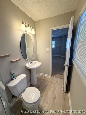 4946 Pinewood Drive, Hope Mills, NC 28348