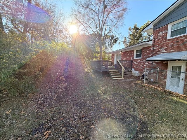 4946 Pinewood Drive, Hope Mills, NC 28348