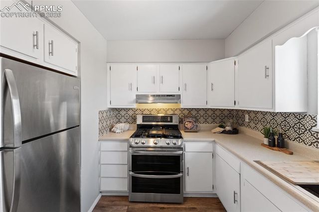 412 Edgewood Drive, Colorado Springs, CO 80907