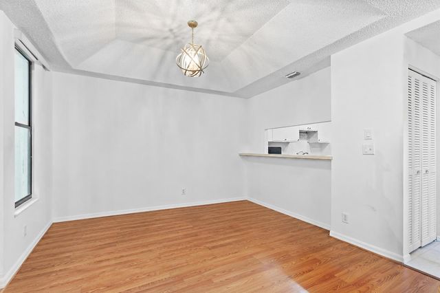 5280 SE Seascape Way 101, Stuart, FL 34997