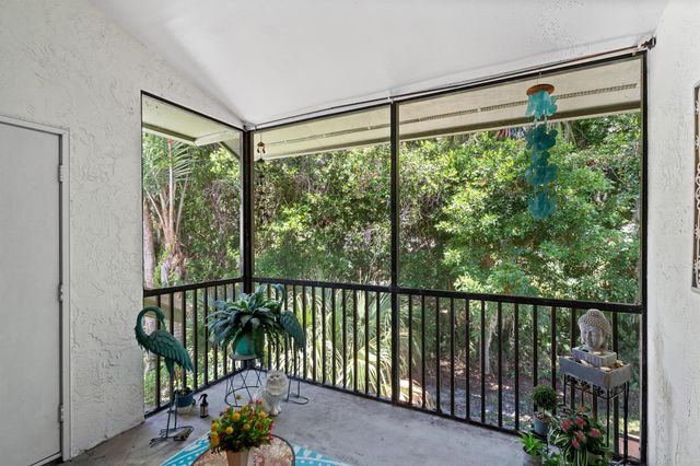 5280 SE Seascape Way 101, Stuart, FL 34997