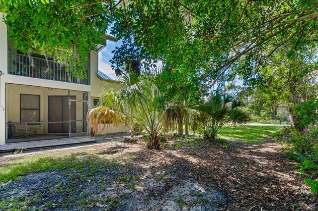 5280 SE Seascape Way 101, Stuart, FL 34997
