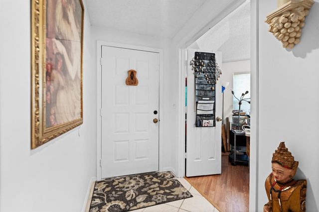 5280 SE Seascape Way 101, Stuart, FL 34997