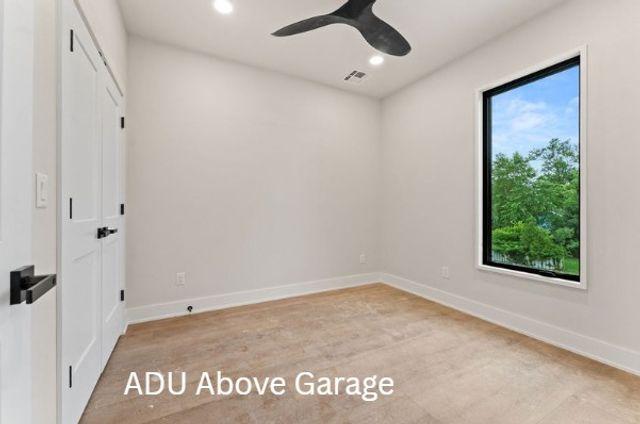 617 SW 2nd Street, Bentonville, AR 72712