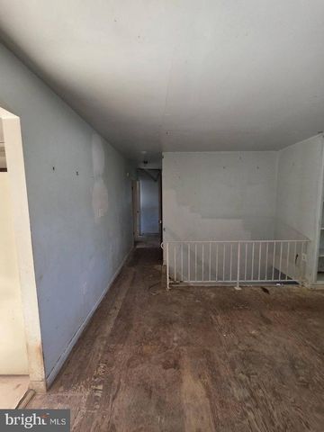 4233 HOFFMAN DR, Woodbridge, VA 22193