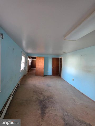 4233 HOFFMAN DR, Woodbridge, VA 22193