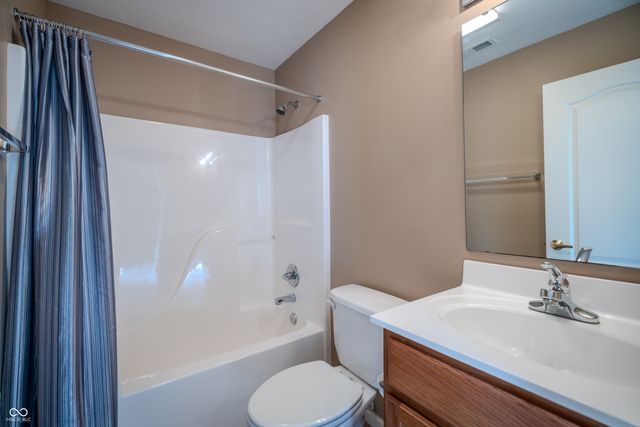 12682 Whisper Way, Fishers, IN 46037