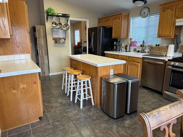 88 Delta Grn, Fremont, CA 94538