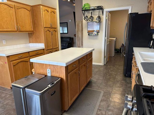 88 Delta Grn, Fremont, CA 94538