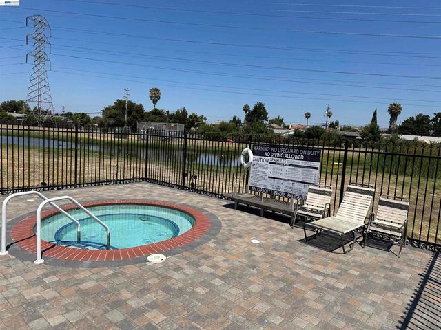 88 Delta Grn, Fremont, CA 94538