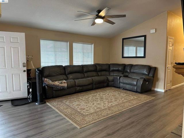 88 Delta Grn, Fremont, CA 94538