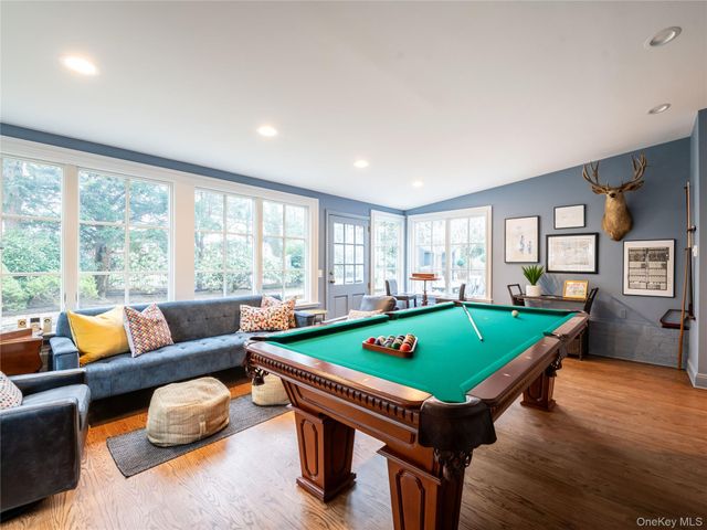 126 Northwoods Road, Manhasset, NY 11030