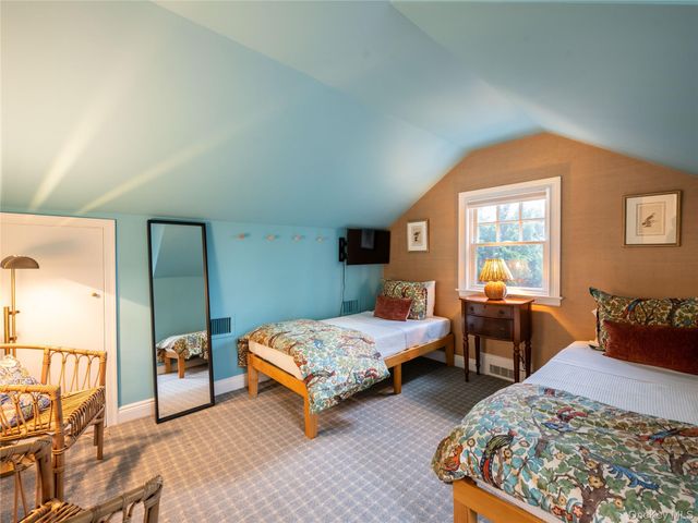 126 Northwoods Road, Manhasset, NY 11030