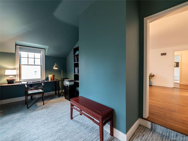 126 Northwoods Road, Manhasset, NY 11030