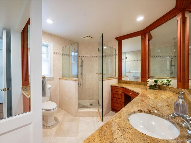 126 Northwoods Road, Manhasset, NY 11030