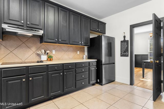 3205 Joy Lane, Ocean Springs, MS 39564