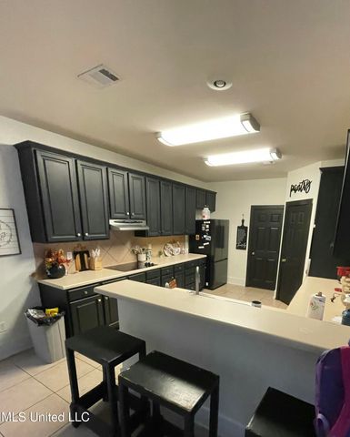 3205 Joy Lane, Ocean Springs, MS 39564