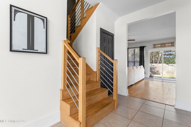 3205 Joy Lane, Ocean Springs, MS 39564