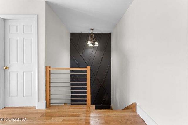 3205 Joy Lane, Ocean Springs, MS 39564