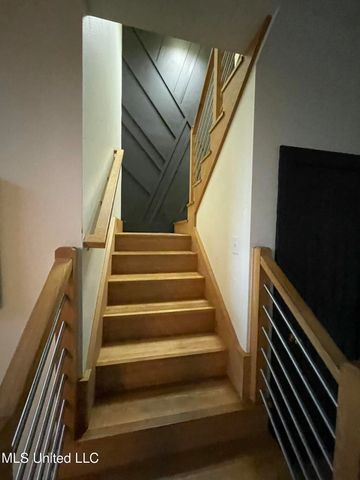 3205 Joy Lane, Ocean Springs, MS 39564