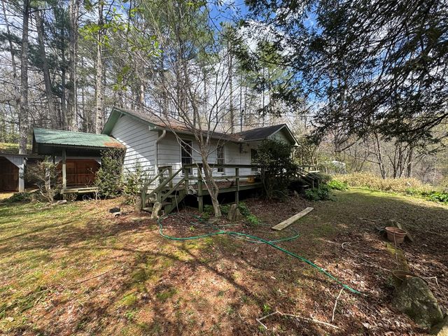 671 Greasy Creek Road, Brasstown, NC 28902