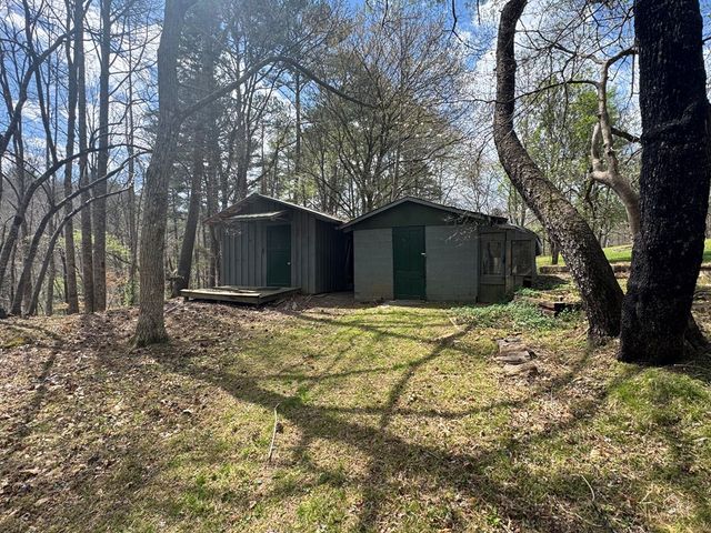 671 Greasy Creek Road, Brasstown, NC 28902