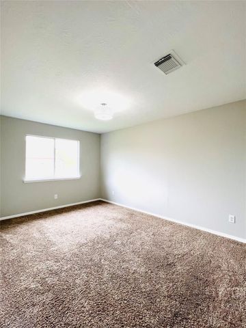8426 Woodland Knoll Lane, Cypress, TX 77433