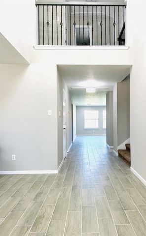 8426 Woodland Knoll Lane, Cypress, TX 77433