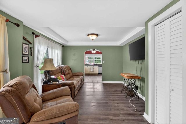 16 Garrett Avenue, Bremen, GA 30110