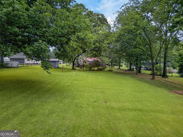 16 Garrett Avenue, Bremen, GA 30110