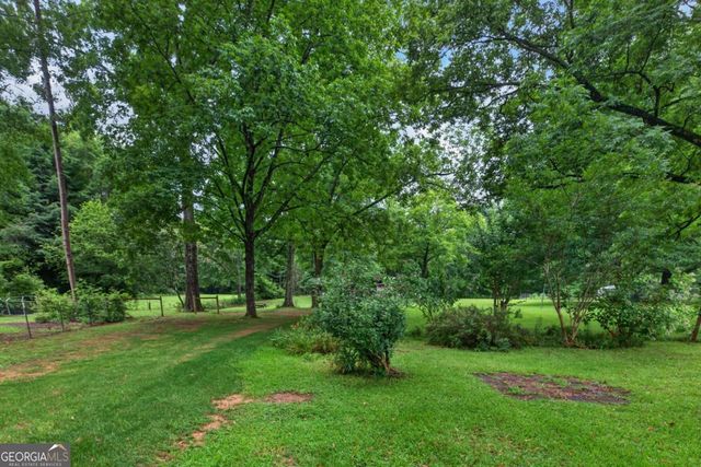 16 Garrett Avenue, Bremen, GA 30110
