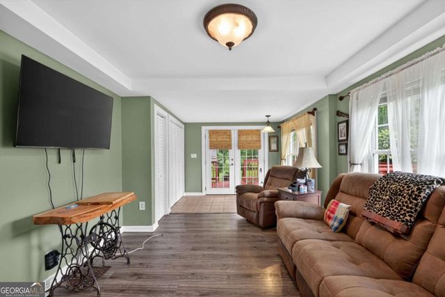 16 Garrett Avenue, Bremen, GA 30110