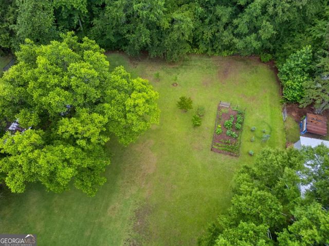 16 Garrett Avenue, Bremen, GA 30110