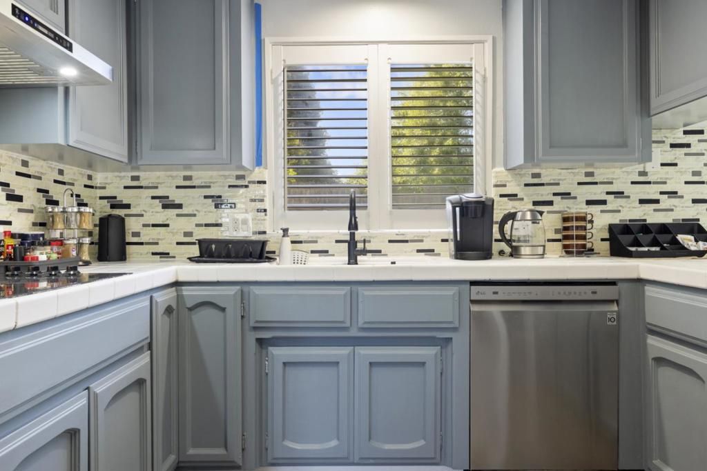 Image 11 of property listing at 2604 Snyder Avenue, Modesto, CA 95356