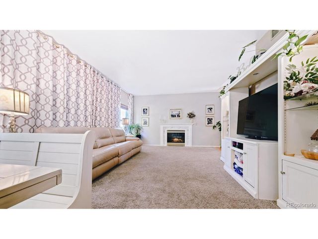 873 Fairhaven St, Castle Rock, CO 80104