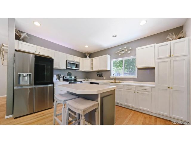 873 Fairhaven St, Castle Rock, CO 80104